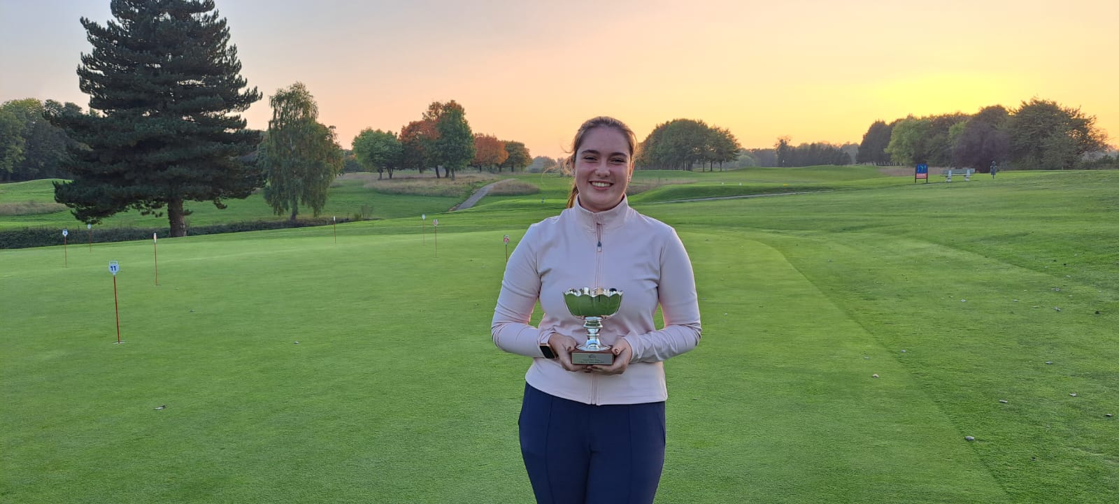 Amélie Gras avec son trophée